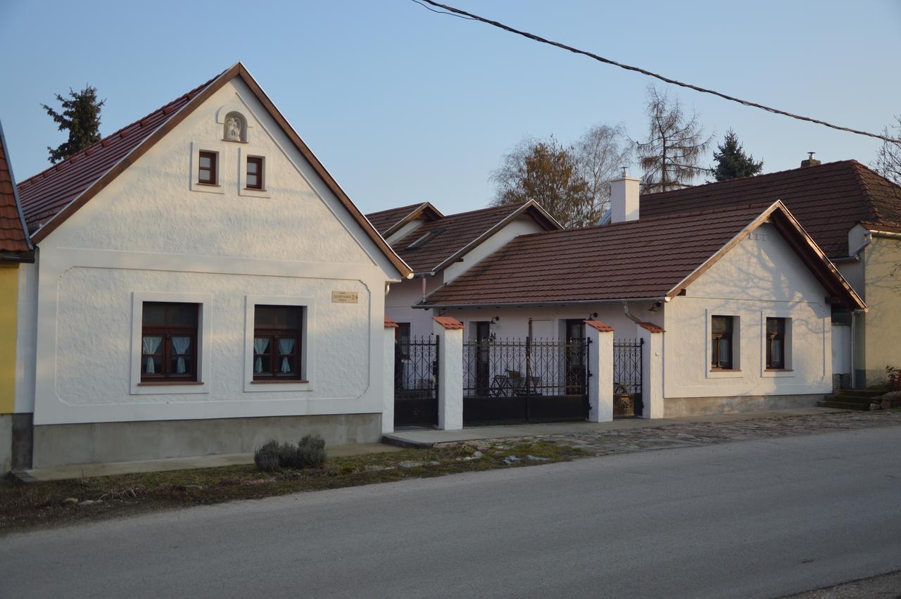 Szent Iván Vendégház Hotel Tata Kültér fotó